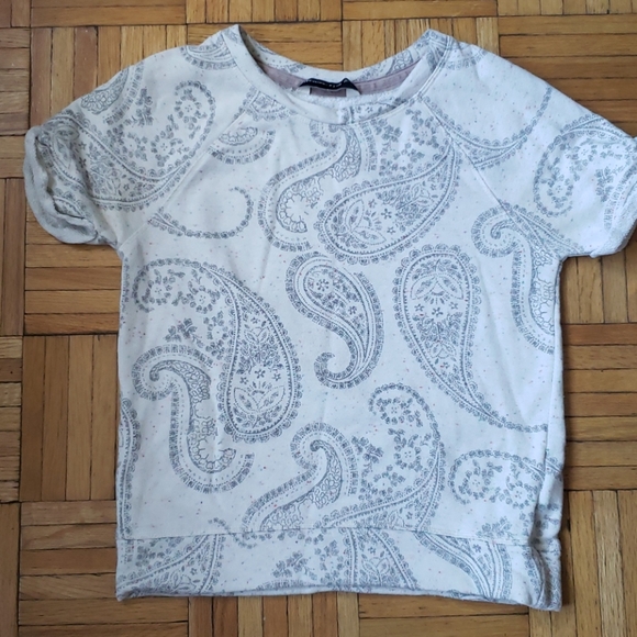 A&F Fleece Terry Cream Paisley Popover - Picture 2 of 7